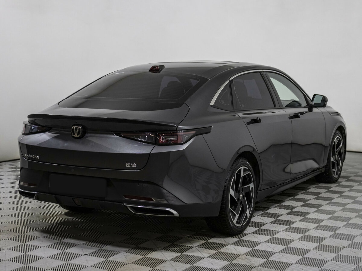 Changan Lamore с пробегом — 2023 год. Фото: #3