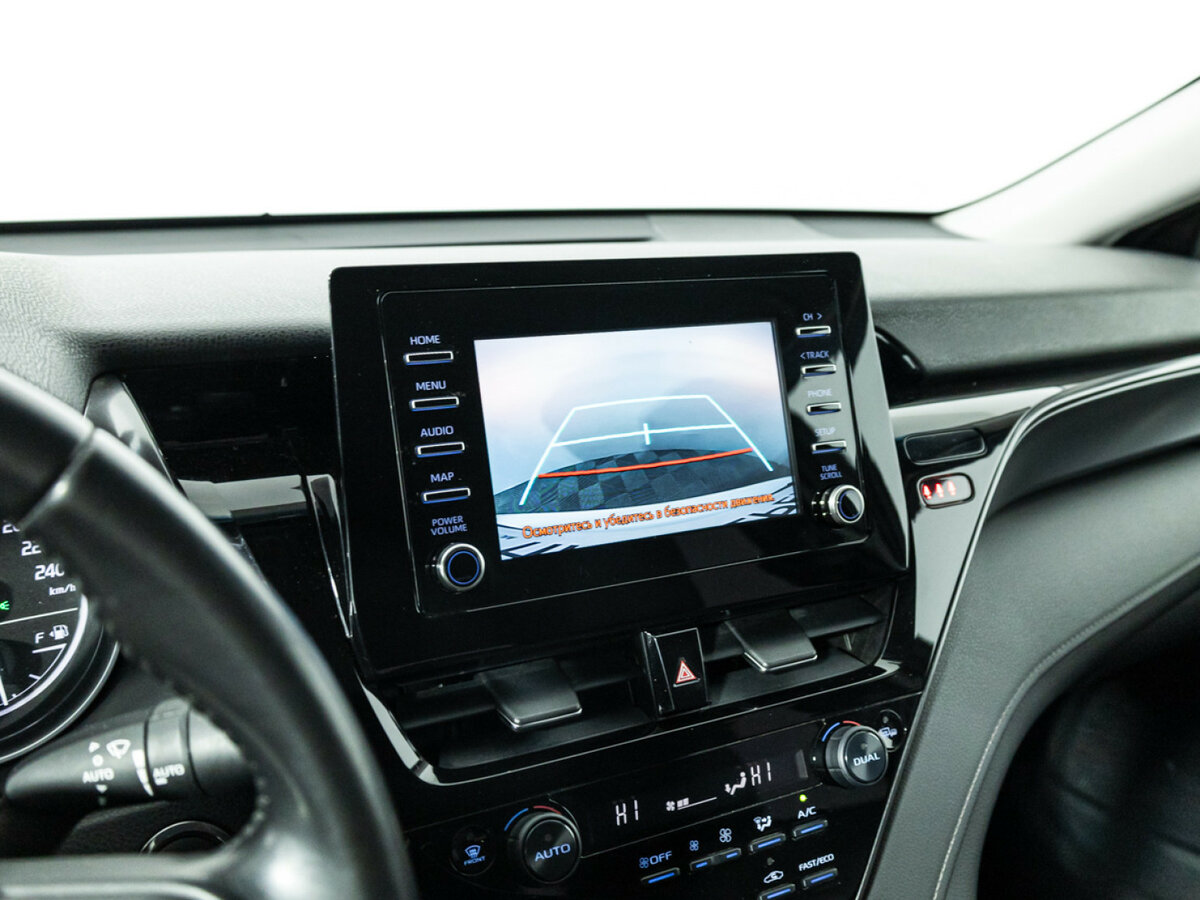 Toyota Camry с пробегом — 2021 год. Фото: #13