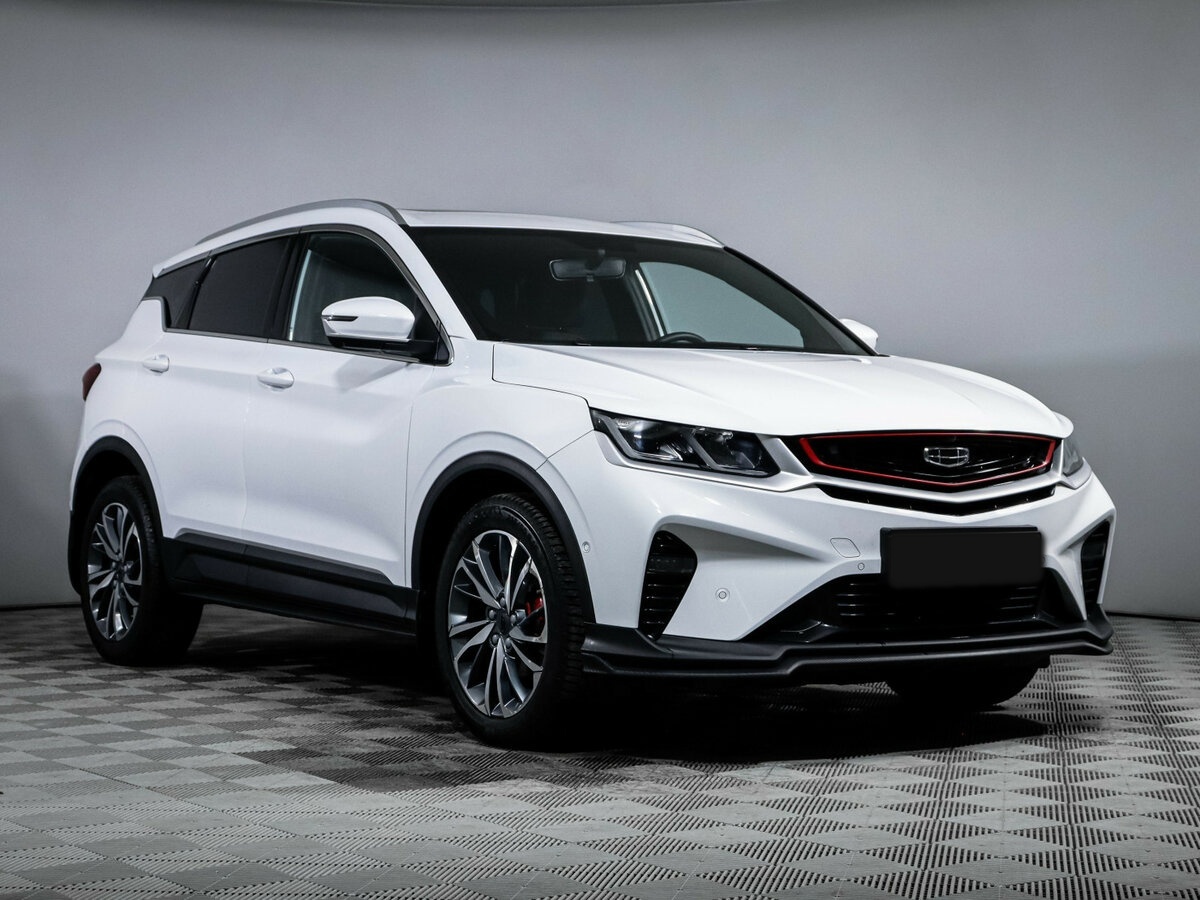 Geely Coolray с пробегом — 2023 год. Фото: #2