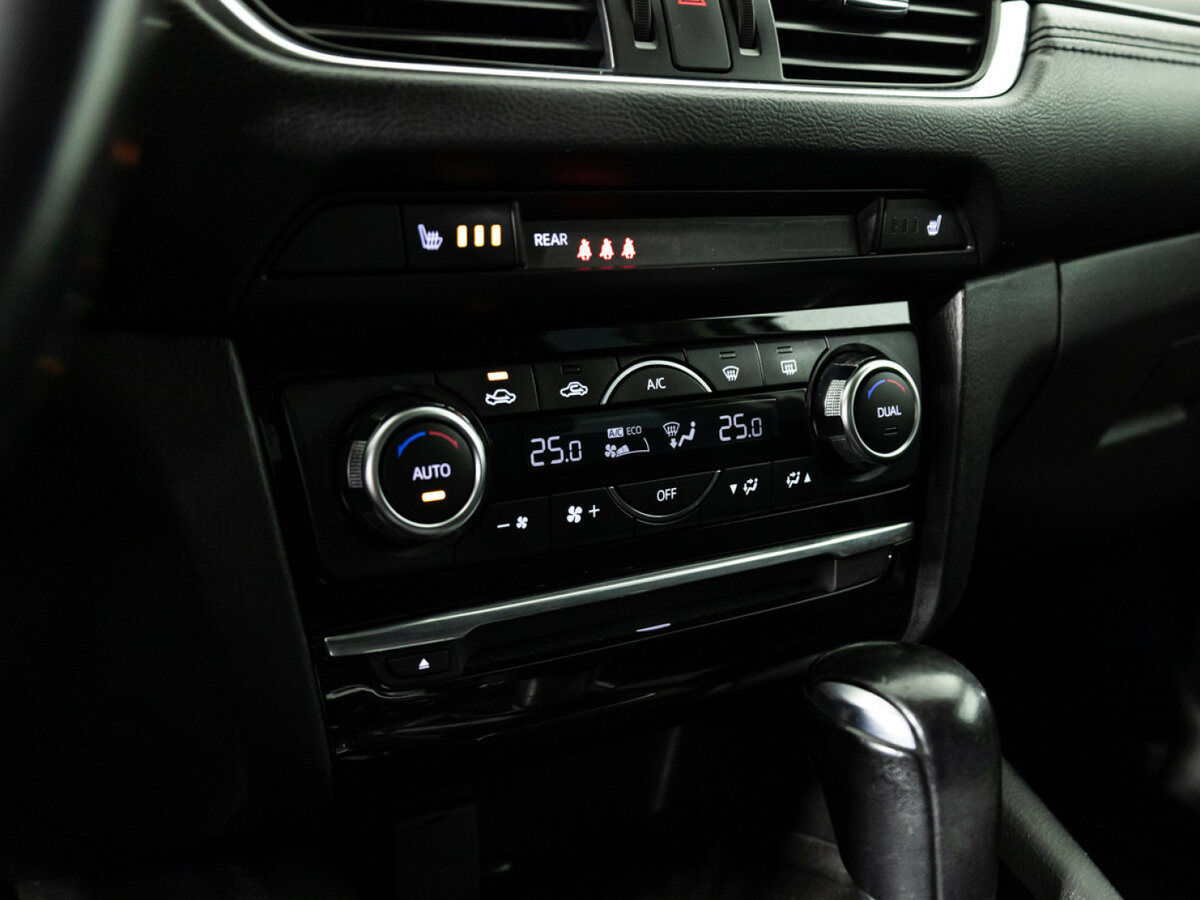 Mazda 6 с пробегом — 2017 год. Фото: #15