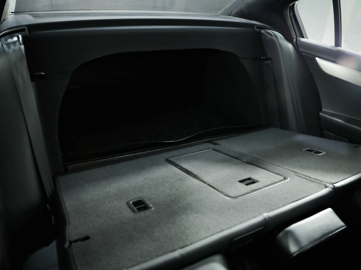 Volkswagen Passat с пробегом — 2014 год. Фото: #32