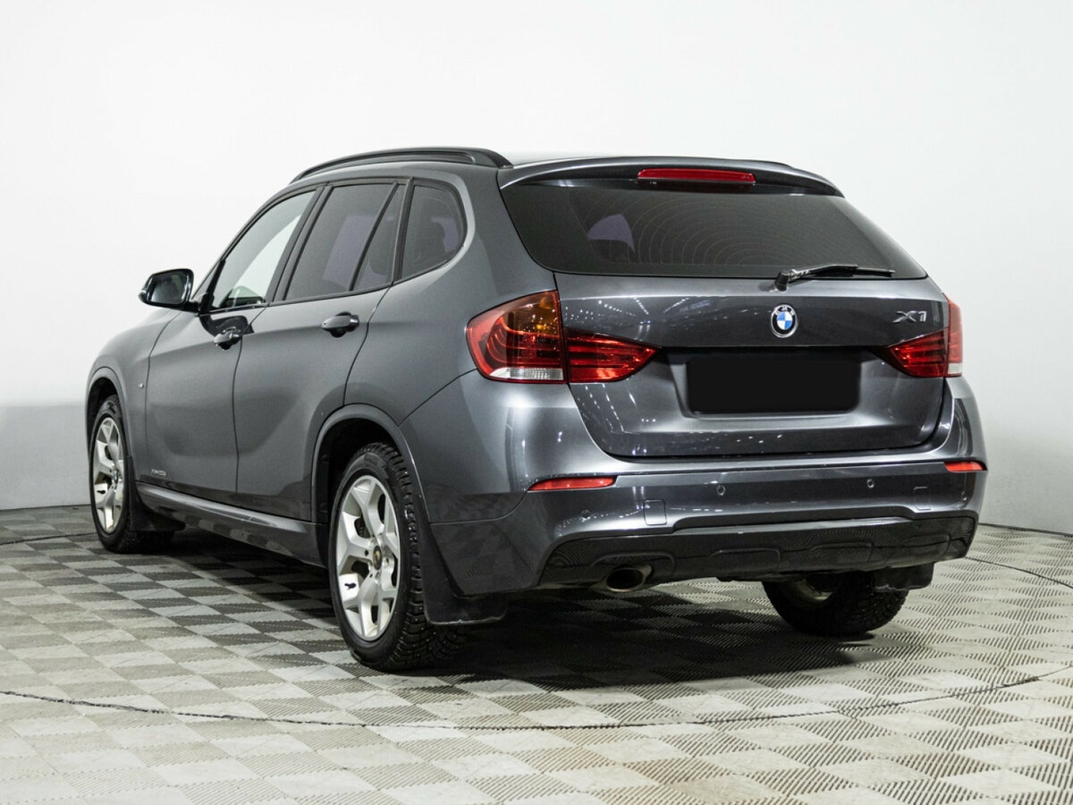 BMW X1 с пробегом — 2014 год. Фото: #6