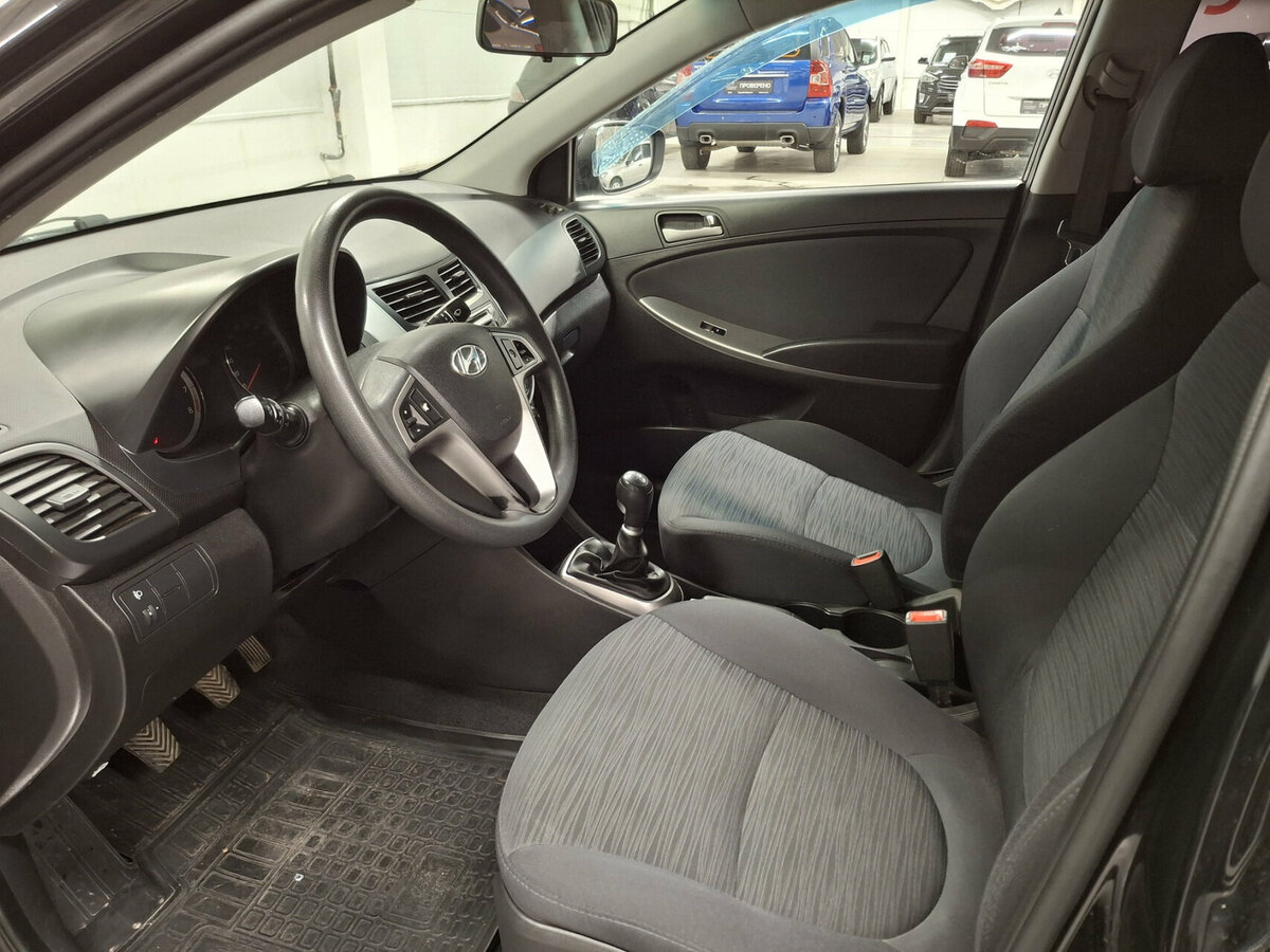 Hyundai Solaris с пробегом — 2016 год. Фото: #15